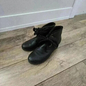 BOS & CO  black boots size 40